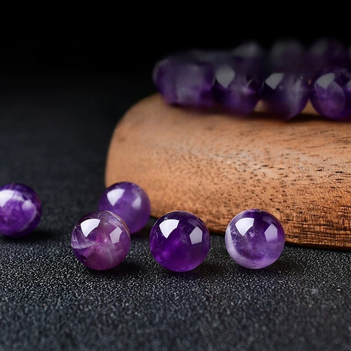 Natural Amethyst Bracelet – Purple Crystal Beaded Stretch Bangle for Calm, Clarity & Everyday Wear (6/8/10/12/14mm)