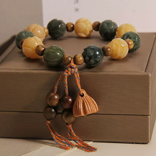 Green Sandalwood & Bodhi Root Bracelet – Lotus Pod Pendant Multi-Gem Beaded Jewelry, New Chinese Style for Women