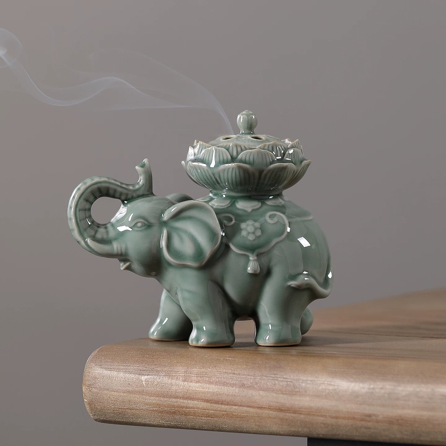 Ceramic Censer for Coil Incense – Song-Style Yue Ware & Ru Ware, Zen Tea Ceremony & Meditation Decor
